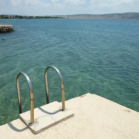 Lana - 30 M From The Sea Seline