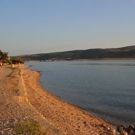 Lana - 30 M From The Sea Seline