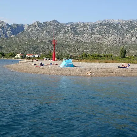 Apartment Apartments Lana - 30 M From The Sea Seline