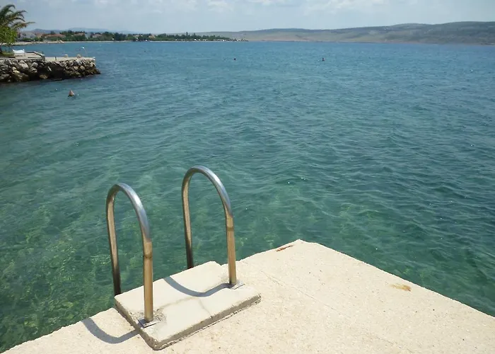 Lana - 30 M From The Sea سيلين