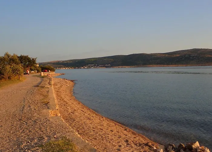 Lana - 30 M From The Sea سيلين