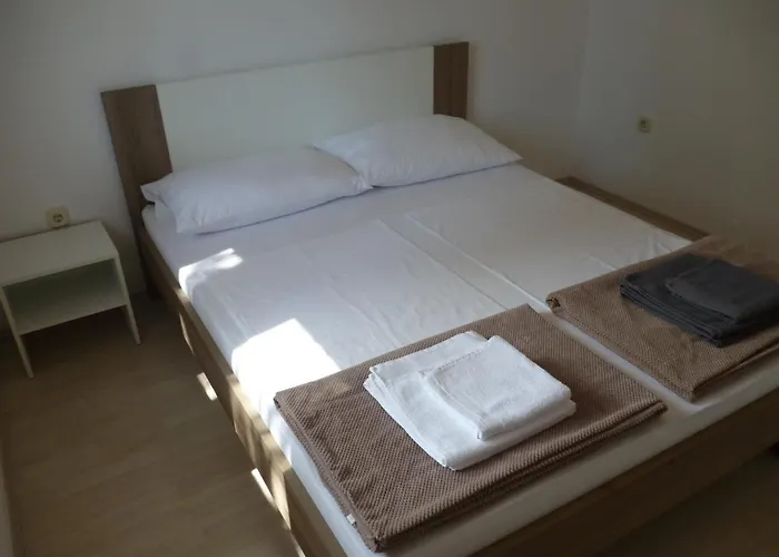 Apartments Lana - 30 M From The Sea *